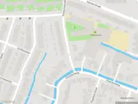 Ambulance met gepaste spoed naar de Pandorinastraat in Amsterdam