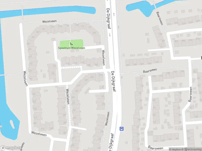 Ambulance met grote spoed naar de Wezelveen in Spijkenisse
