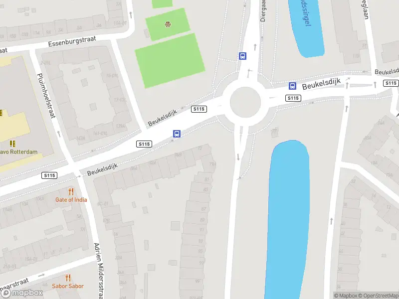 Ambulance met gepaste spoed naar de Beukelsdijk in Rotterdam