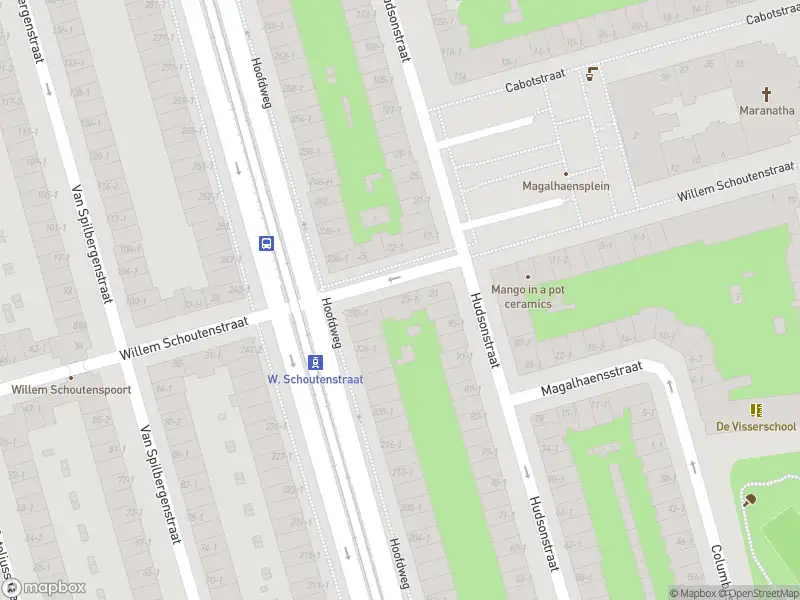 Ambulance met grote spoed naar de Vasco da Gamastraat in Amsterdam