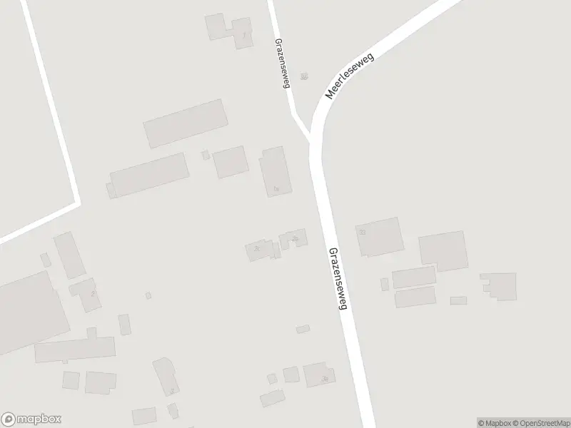 Brandweer met grote spoed naar de Grazenseweg in Strijbeek