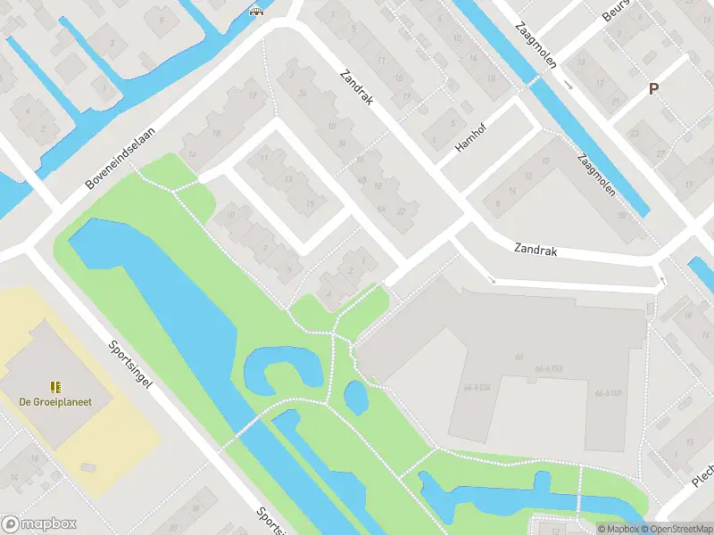 Ambulance met grote spoed naar de Jan van Zutphenhof in Krimpen aan den IJssel