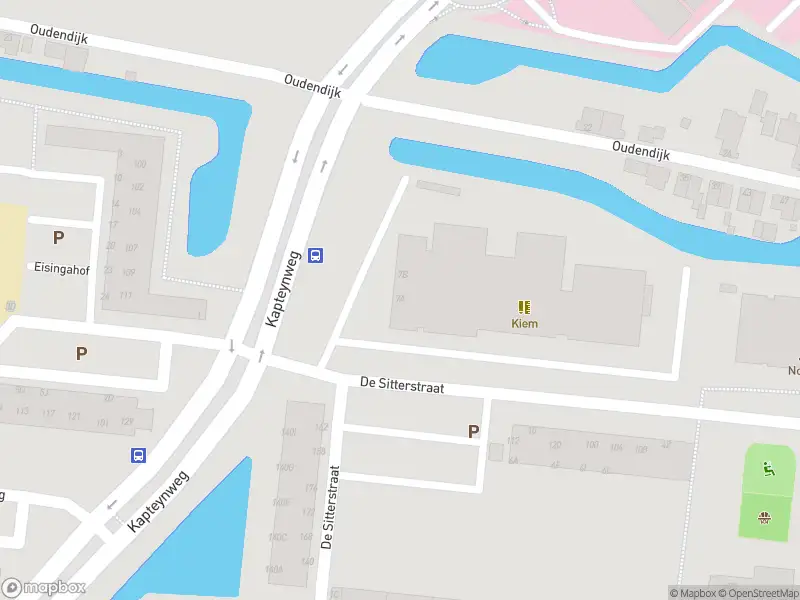 Ambulance met gepaste spoed naar de De Sitterstraat in Dordrecht
