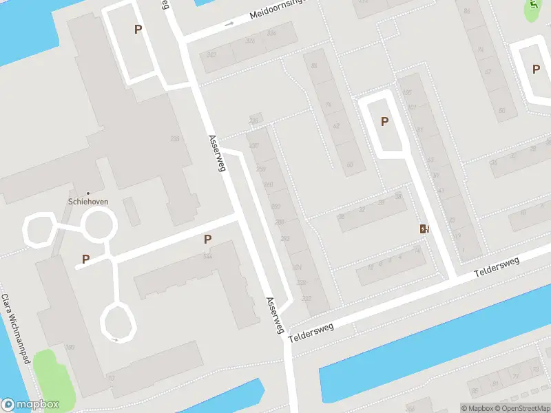 Ambulance met grote spoed naar de Asserweg in Rotterdam