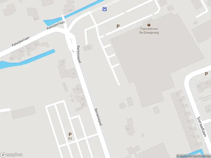 Ambulance met grote spoed naar de Berkelseweg in Zoetermeer