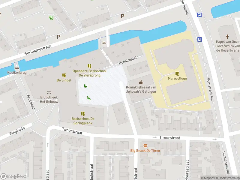 Ambulance met gepaste spoed naar de Timorstraat in Leiden
