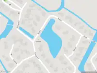 Politie met grote spoed naar de Roede in Wommels vanwege voertuigen te water