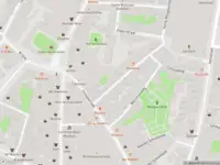 Brandweer met gepaste spoed naar de Grote Houtstraat in Haarlem vanwege wateroverlast