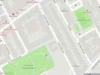 Politie met grote spoed naar de Koninginnegracht in 's-Gravenhage vanwege personen te water