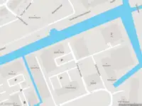 Ambulance met grote spoed naar de Computerlaan in Delft