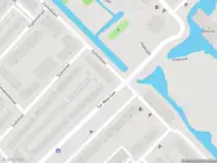 Ambulance met grote spoed naar de Zuidwijklaan in Wassenaar