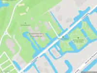 Ambulance met grote spoed naar de 's-Gravenweg in Capelle aan den IJssel