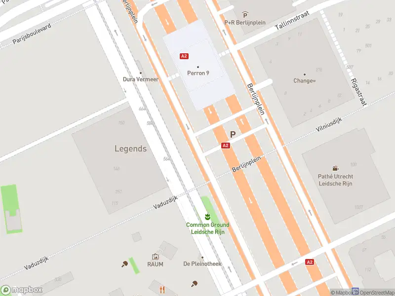 Politie naar de Berlijnplein in Utrecht vanwege aanrijding met letsel