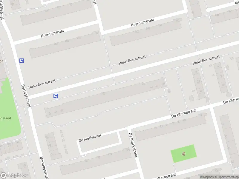 Ambulance met grote spoed naar de Henri Eversstraat in Rotterdam