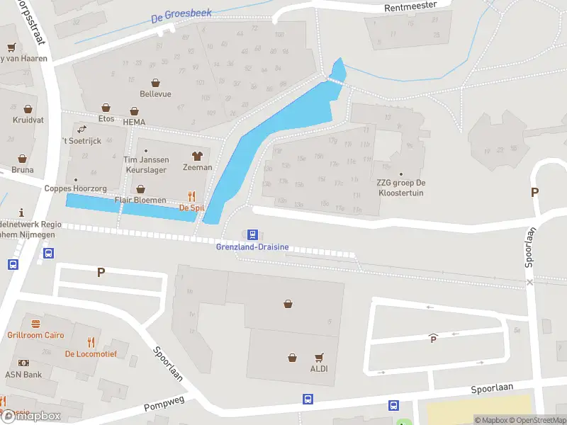 Brandweer met grote spoed naar de Stationsweg in Groesbeek vanwege voertuigbrand