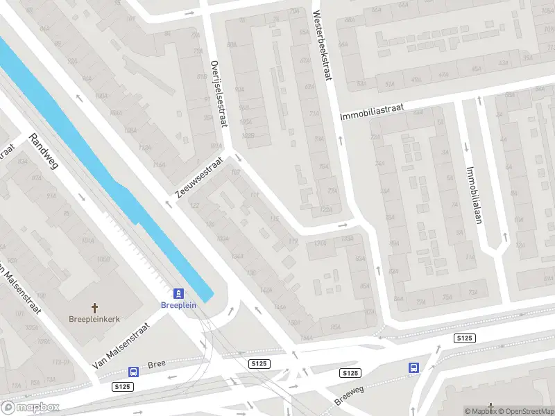 Ambulance naar de Overijselsestraat in Rotterdam