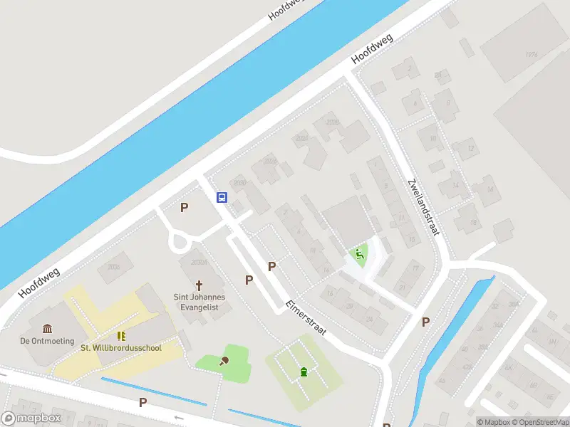 Ambulance met grote spoed naar de Eimerstraat in Buitenkaag