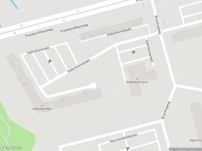 Ambulance met gepaste spoed naar de Söderblomplaats in Rotterdam