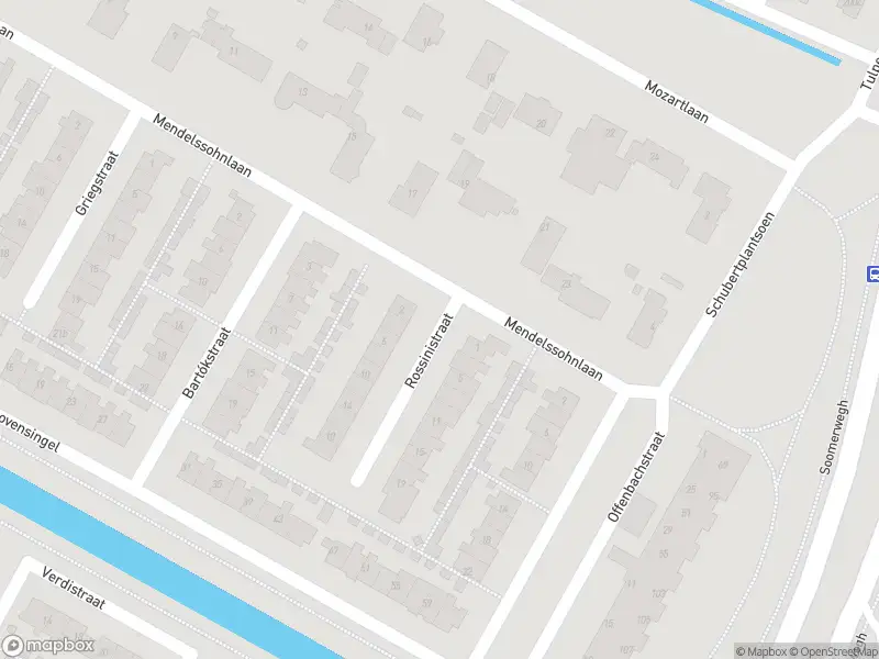 Ambulance met gepaste spoed naar de Rossinistraat in Castricum