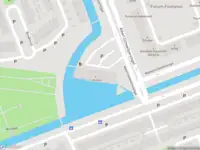 Ambulance met grote spoed naar de Albert Schweitzersingel in Zoetermeer