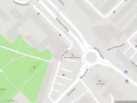 Ambulance met grote spoed naar de Schubertlaan in Maassluis