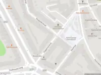 Ambulance met gepaste spoed naar de Vlaggemanstraat in Rotterdam