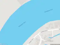 Ambulance met grote spoed naar de Kortenoord in Nieuwerkerk aan den IJssel