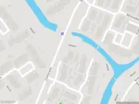 Ambulance met grote spoed naar de Sint Laurensbaai in Capelle aan den IJssel