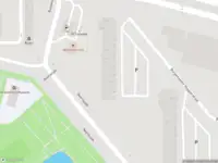 Ambulance met grote spoed naar de Burgemeester Hogguerstraat in Amsterdam