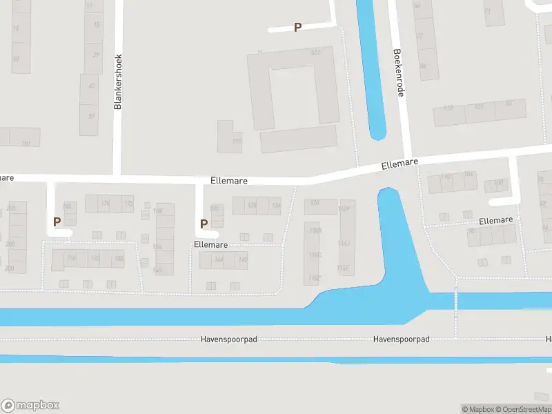 Ambulance met gepaste spoed naar de Ellemare in Rotterdam