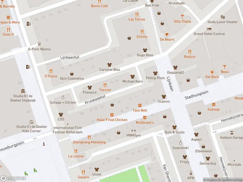 Ambulance met gepaste spoed naar de Kruiskadehof in Rotterdam