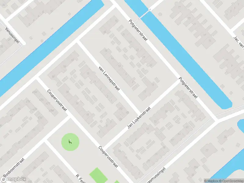 Brandweer met gepaste spoed naar de Van Lennepstraat in Heerhugowaard vanwege een buitenbrand