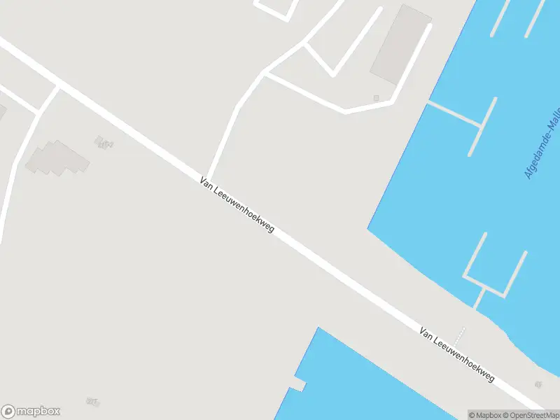 Brandweer met grote spoed naar de Van Leeuwenhoekweg in Dordrecht vanwege een buitenbrand