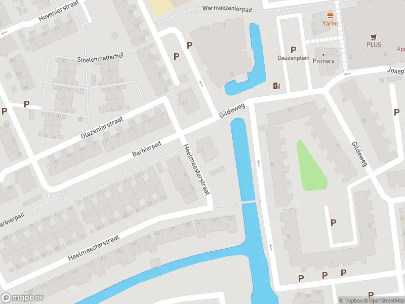 Ambulance met grote spoed naar de Heelmeesterstraat in Schiedam