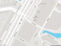 Ambulance met grote spoed naar de Veilingkade in Leiden