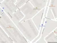 Ambulance met grote spoed naar de Groene Hilledijk in Rotterdam
