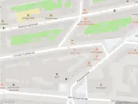 Ambulance met grote spoed naar de Van Hilligaertstraat in Amsterdam