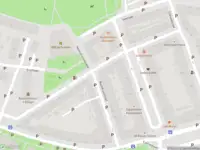Ambulance met grote spoed naar de Rechthuisstraat in Rotterdam