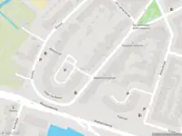 Ambulance met gepaste spoed naar de Voorstraat in Vlaardingen