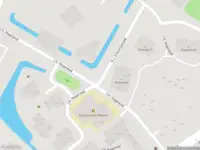 Ambulance met gepaste spoed naar de J.H. Hisgenpad in Amsterdam