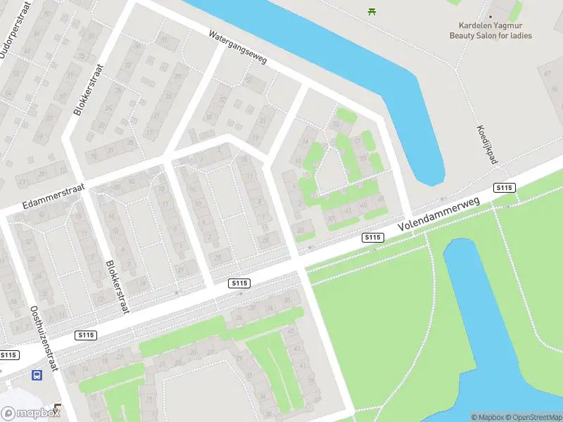 Ambulance met gepaste spoed naar de Westwouderstraat in Amsterdam