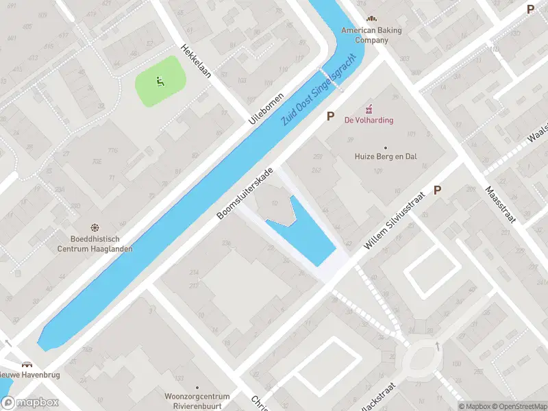 Ambulance met grote spoed naar de Hillebrant Jacobsplein in 's-Gravenhage