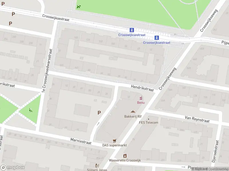 Ambulance met gepaste spoed naar de Hendrikstraat in Rotterdam