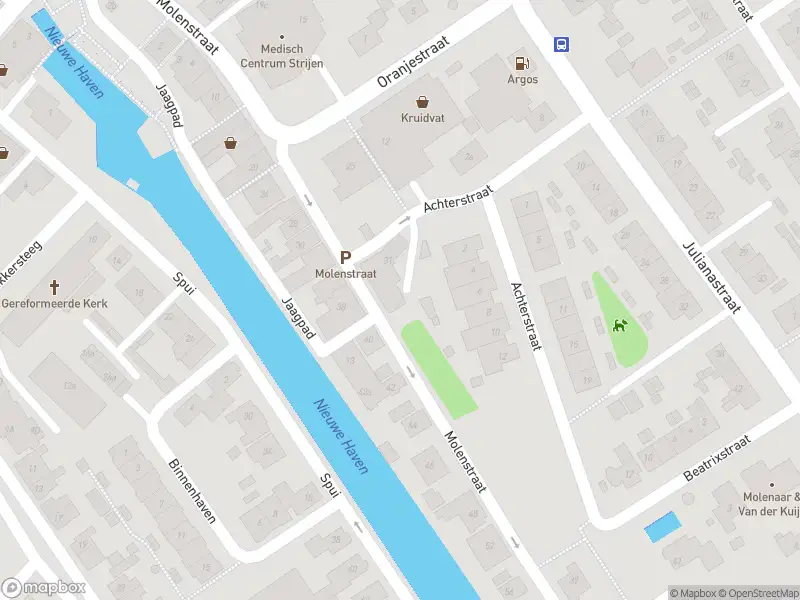 Ambulance met gepaste spoed naar de Molenstraat in Strijen