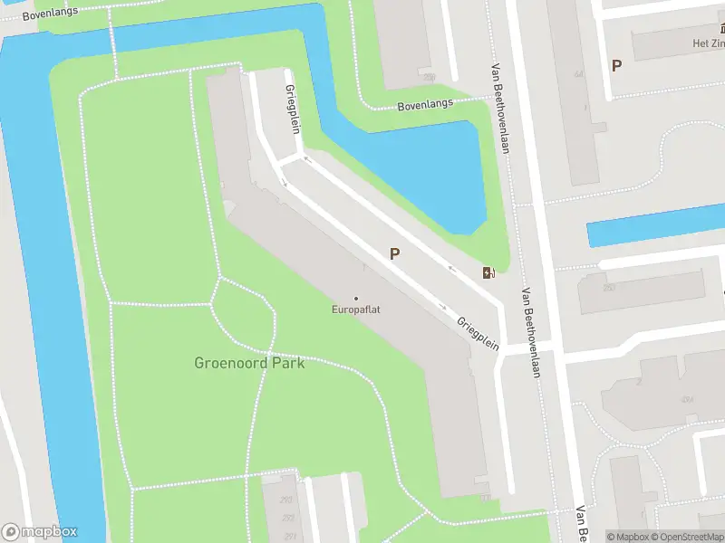 Ambulance met grote spoed naar de Griegplein in Schiedam