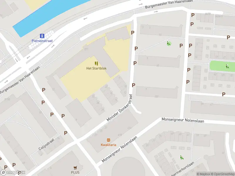 Ambulance met grote spoed naar de Minister Donkerstraat in Schiedam