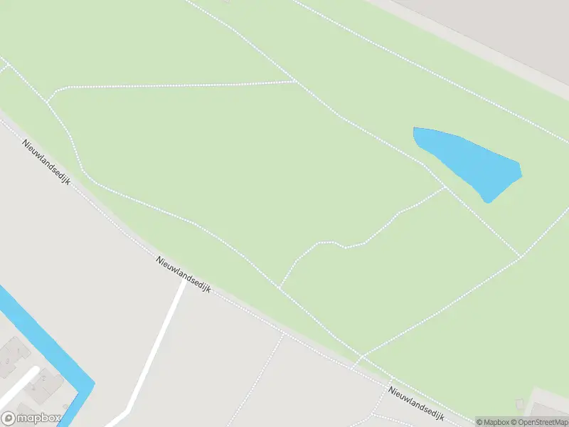 Ambulance met gepaste spoed naar de Nieuwlandsedijk in Hoek van Holland