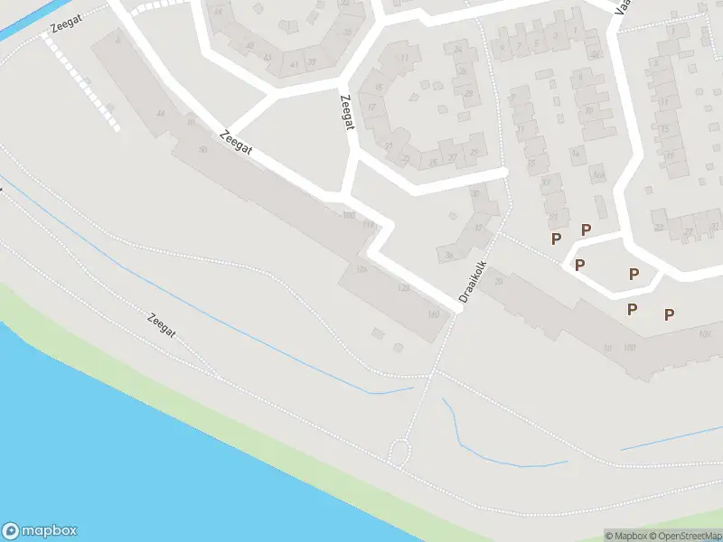 Ambulance met grote spoed naar de Zeegat in Hellevoetsluis