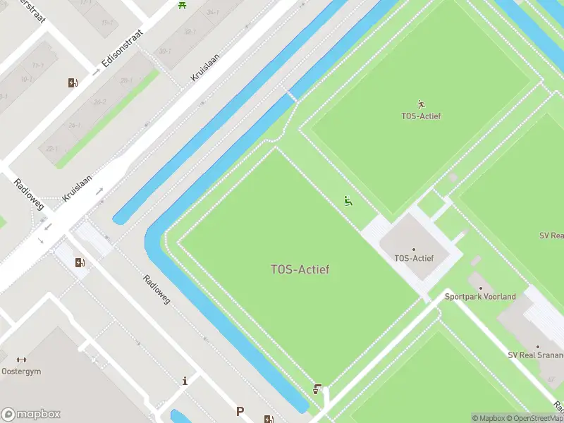 Ambulance met gepaste spoed naar de Carolina MacGillavrylaan in Amsterdam
