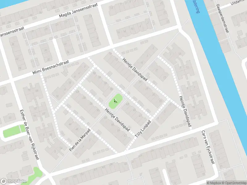 Ambulance met gepaste spoed naar de Fien de la Marpad in Zaandam
